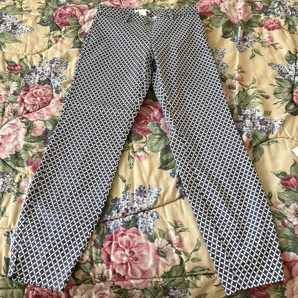 Patterned cigarette pants